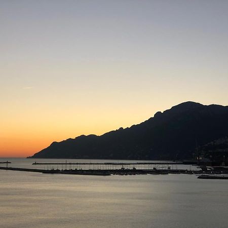 Apartmán La Giulietta - Penthouse Salerno Exteriér fotografie